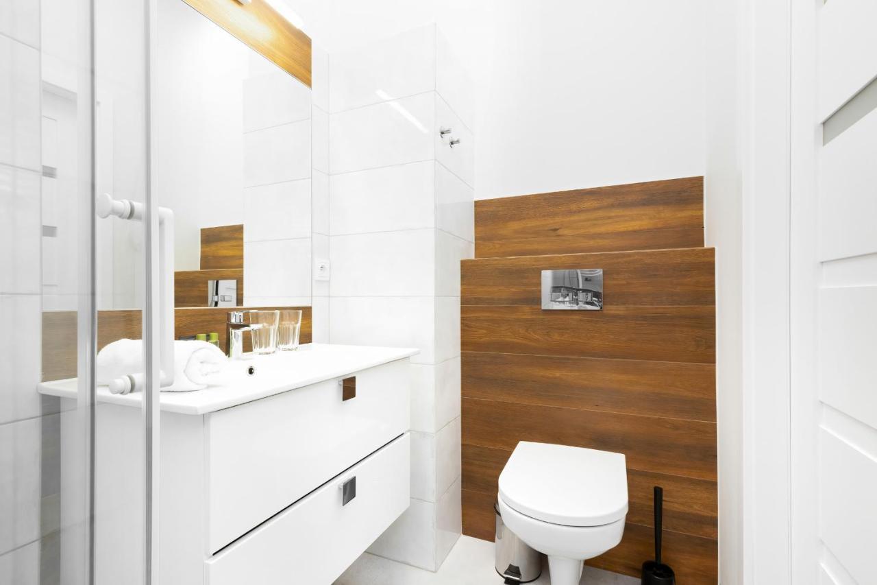 Apartments With Parking Warsaw Business Center By Noclegi Renters Ngoại thất bức ảnh