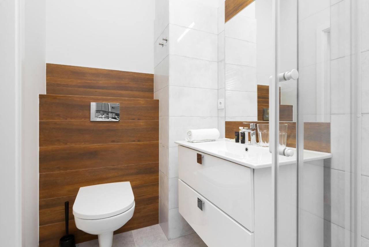 Apartments With Parking Warsaw Business Center By Noclegi Renters Ngoại thất bức ảnh